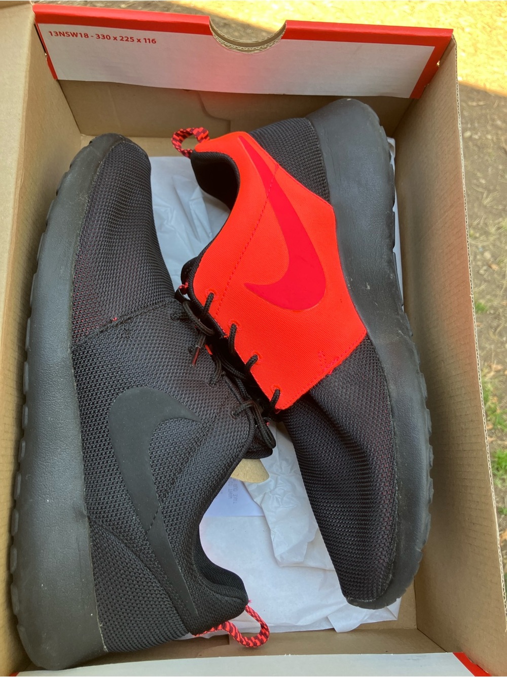 Nike Roshe run sz 9.5 rare color neon infrared